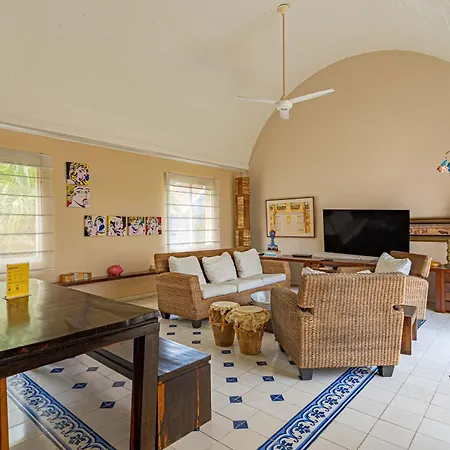 Apartment Awesome 2br With Pool In Getsemani Cartagena