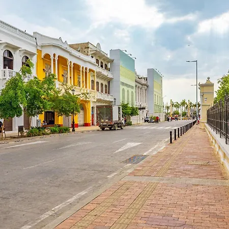 Apartment Awesome 2br With Pool In Getsemani Cartagena